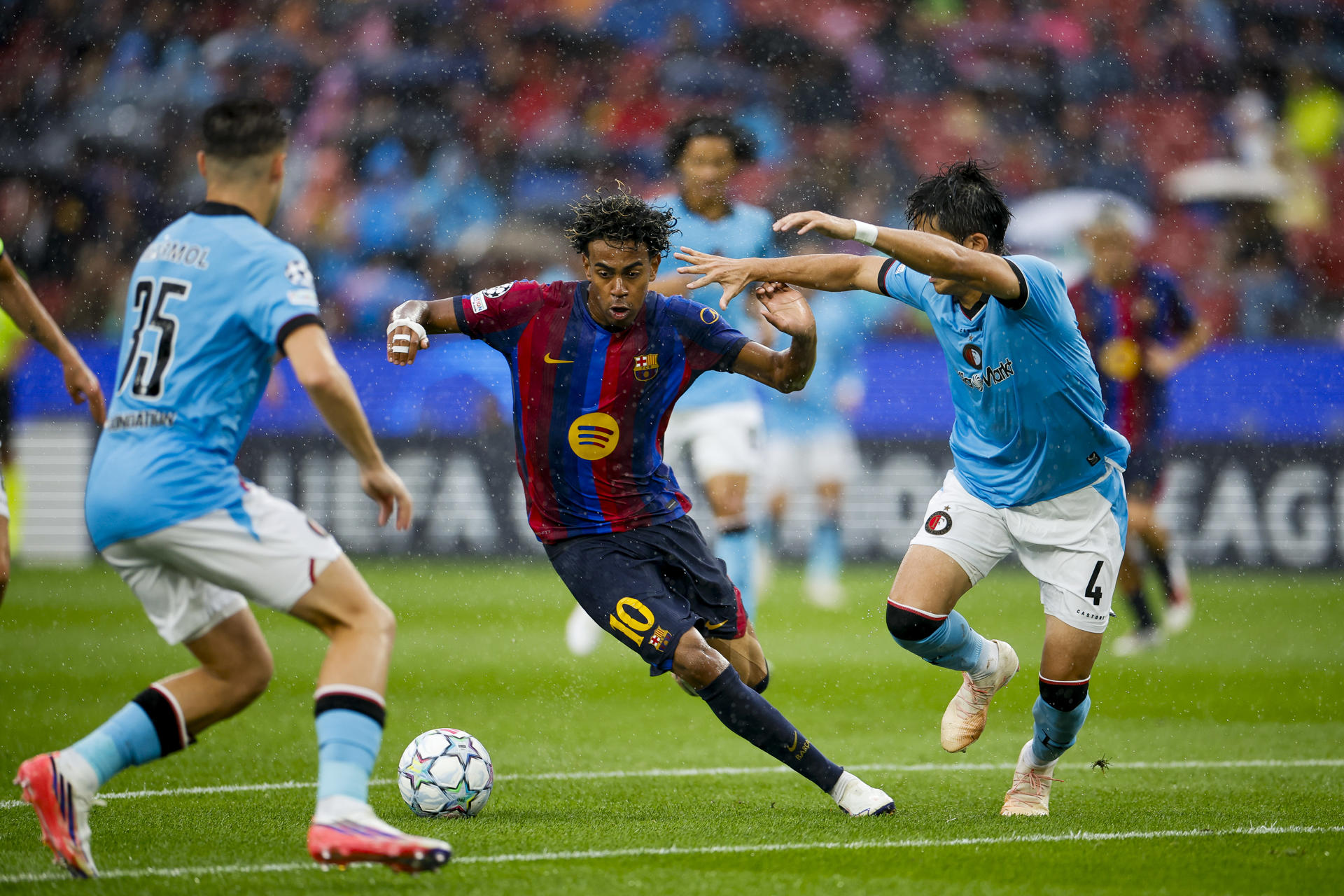 Lamine Yamal: “El Balón de Oro debería premiar al jugador diferente”