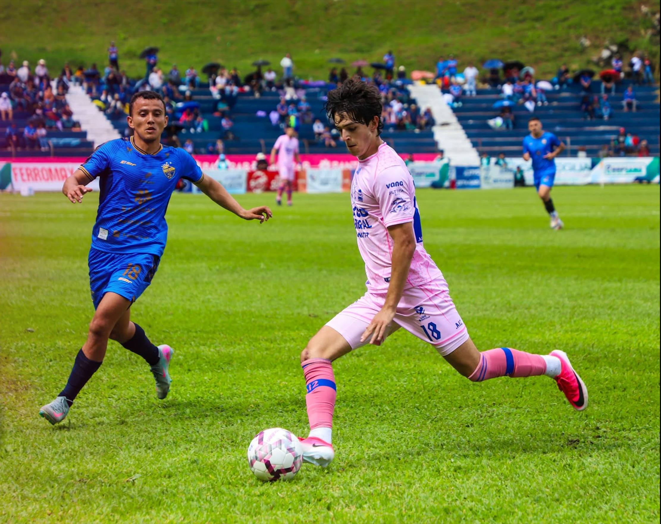 Mixco derrota a Cobán Imperial y escala en la tabla de posiciones