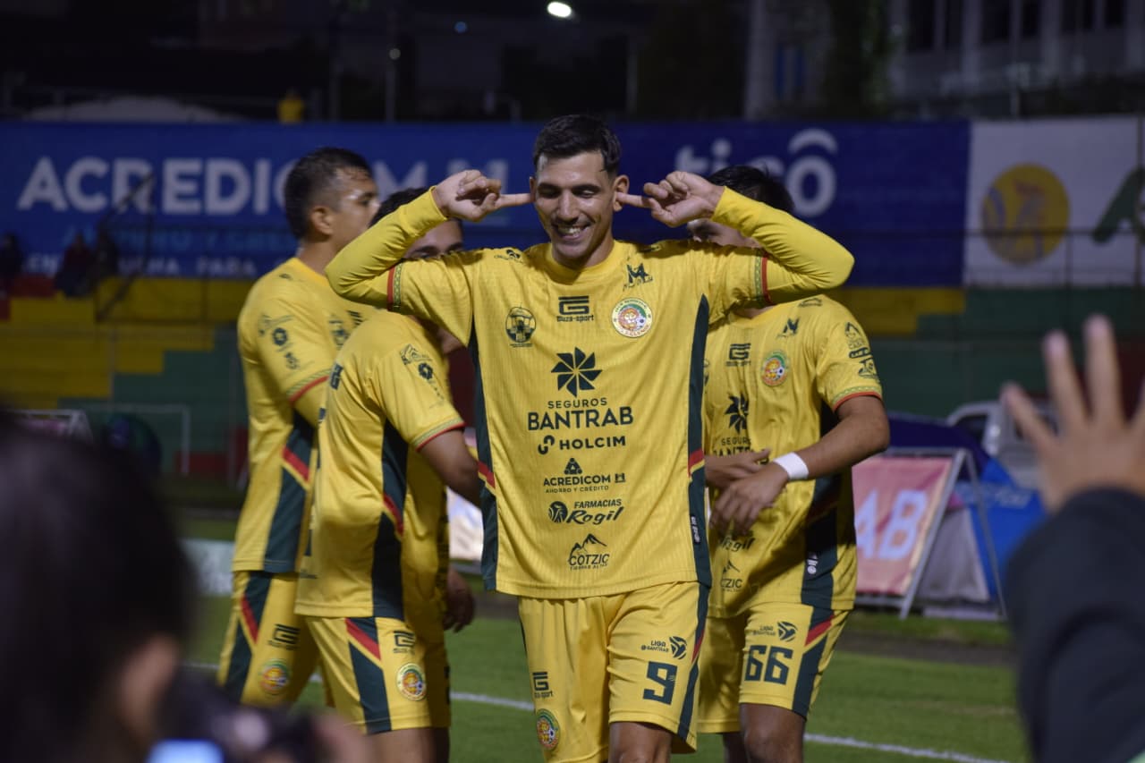 Marquense logra triunfo agónico ante Suchitepéquez