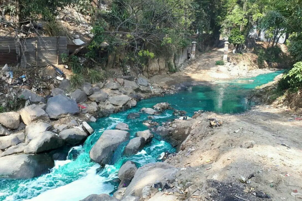 Capturan a hombre que habría contaminado río Platanitos, 