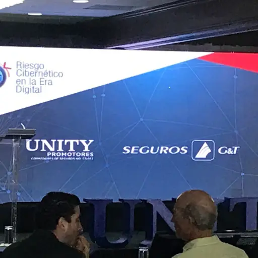 Presentan seminario Riesgo Cibernético en el Área Digital ,