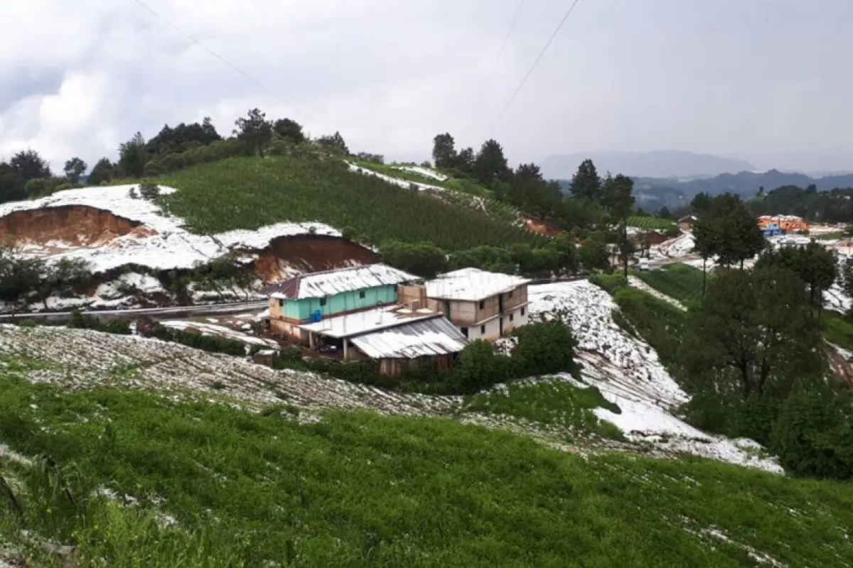 Conred: caída de granizo no deja daños en Quetzaltenango, 