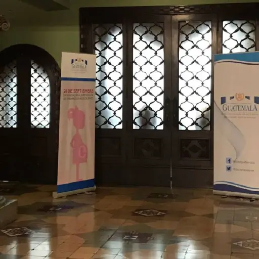 Vicepresidente Jafeth Cabrera guarda silencio ante la prensa en dos eventos ,