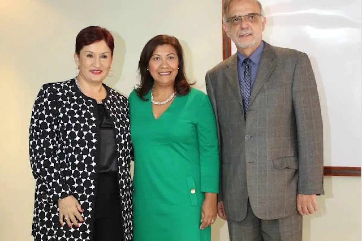 Congresista Norma Torres con Thelma Aldana e Iván Velásquez