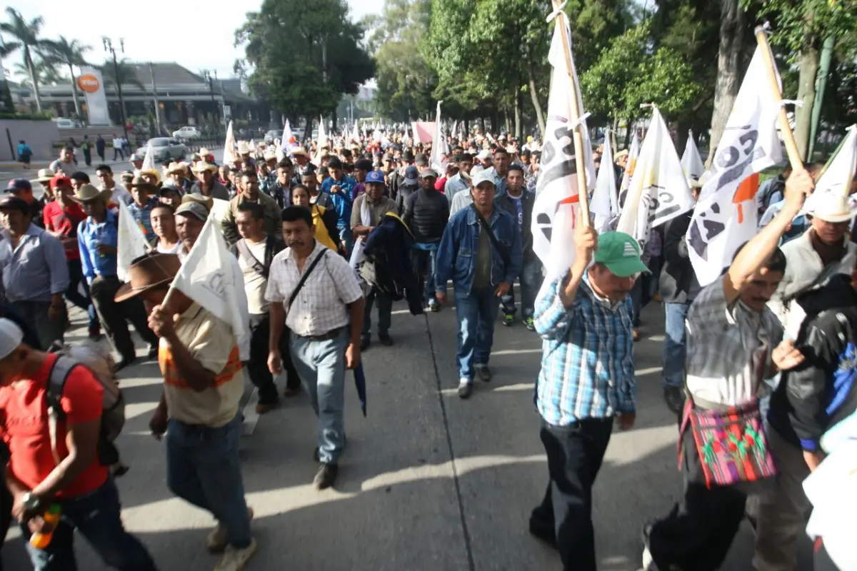 Fotogalería: manifestantes piden renuncia y castigo para “políticos corruptos”  , 