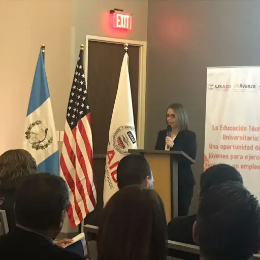 Guatemala será beneficiada con becas universitarias  ,