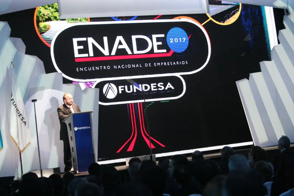 Video: siga minuto a minuto el ENADE 2017, 