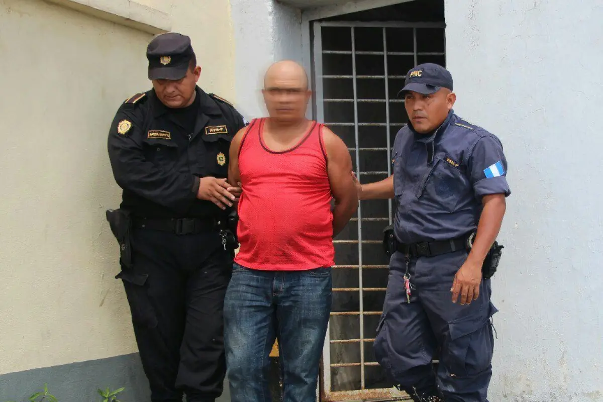 Arrestan a hombre con cigarros de contrabando valorado en Q766 mil, 