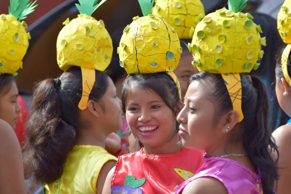 Fotogalería: los rostros que le dan vida a la feria patronal en San Francisco Zapotitlán, 