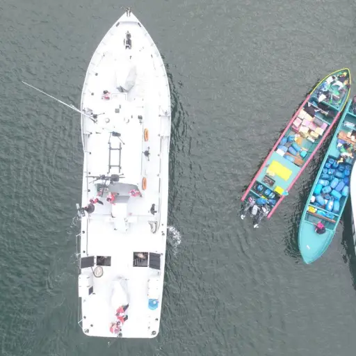 embarcaciones con posible droga