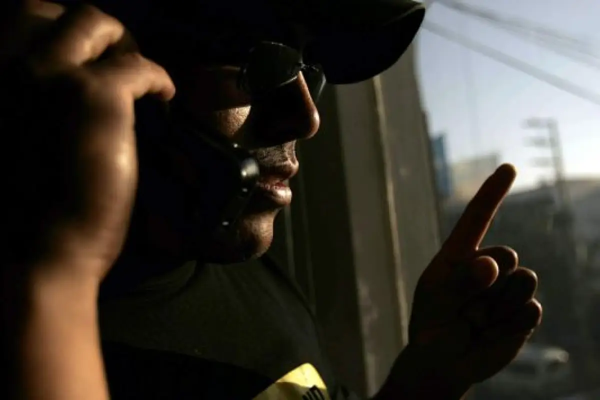 ESTAFAS POR TELEFONO - HABLANDO POR TELEFONO