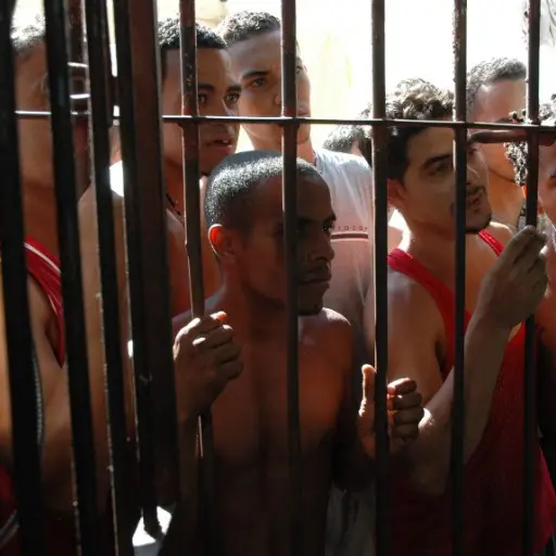 Presidios descarta "manifestaciones pacíficas" de reos, según vocero ,