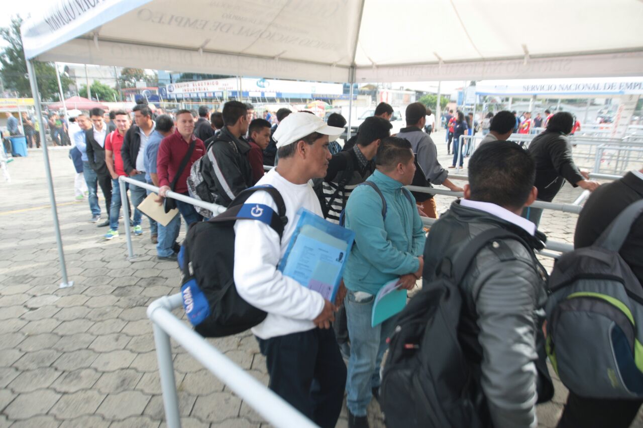 ESPERAN EN FERIA DEL EMPLEO5 | 