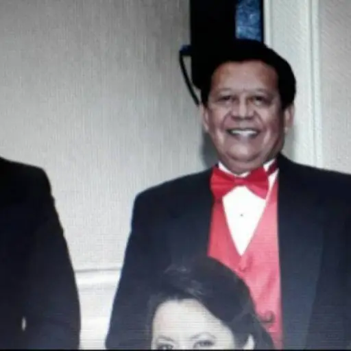 25F096E6-C5A1-46E3-A1CE-E70C262EFBD7 ,