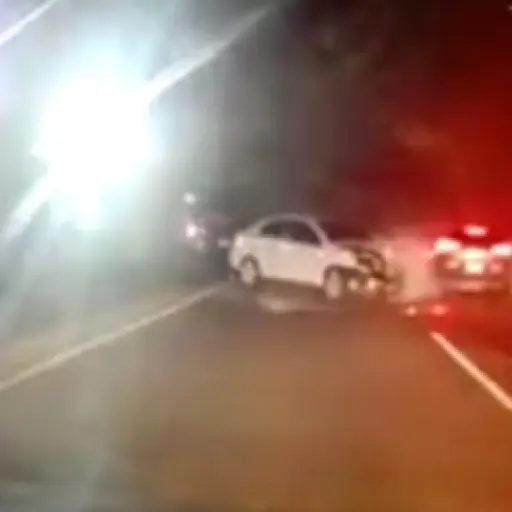 Graban aparatoso accidente por persona ebria