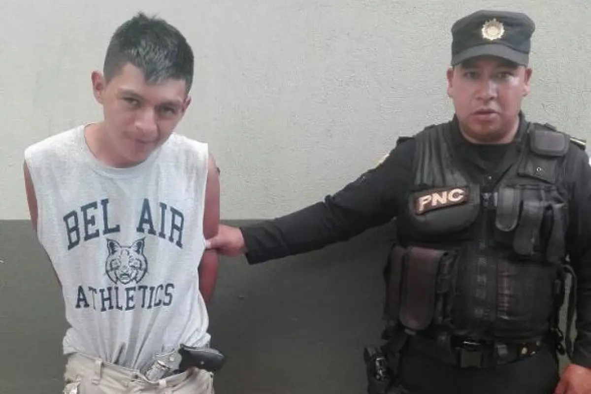 Marero capturado atentaría contra pilotos de buses