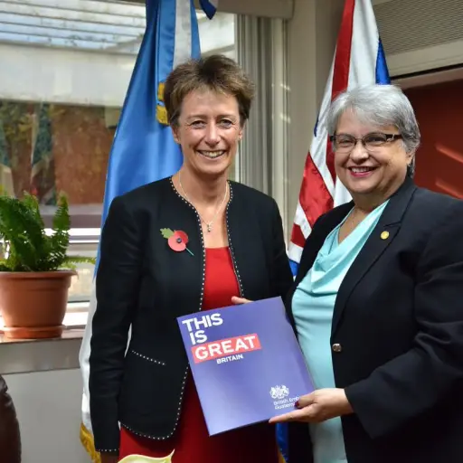 Embajadora Britanica ,