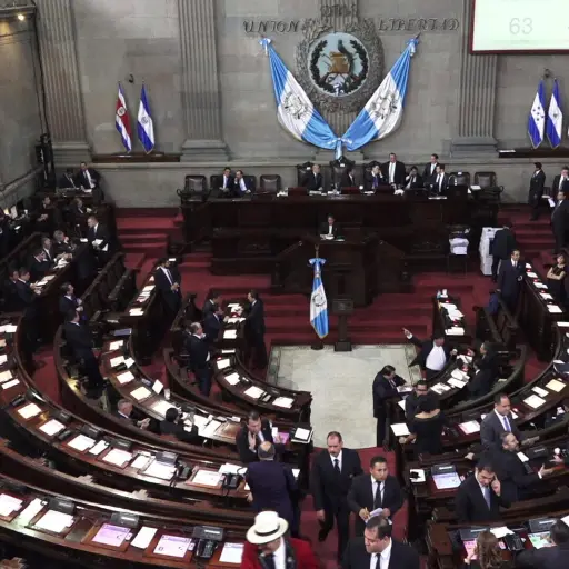 Congreso eroga casi Q2 millones en 90 viajes de diputados ,