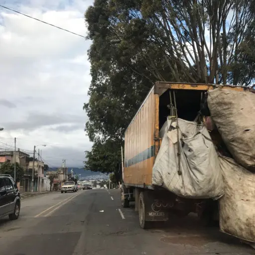 Autoridades investigan muerte de recolectores de basura