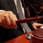 Condenan a mujer por lavado de dinero