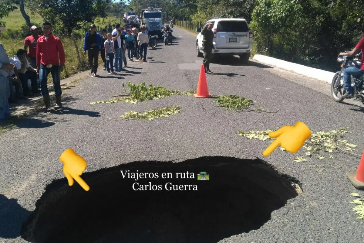 Hundimiento en carretera de Esquipulas