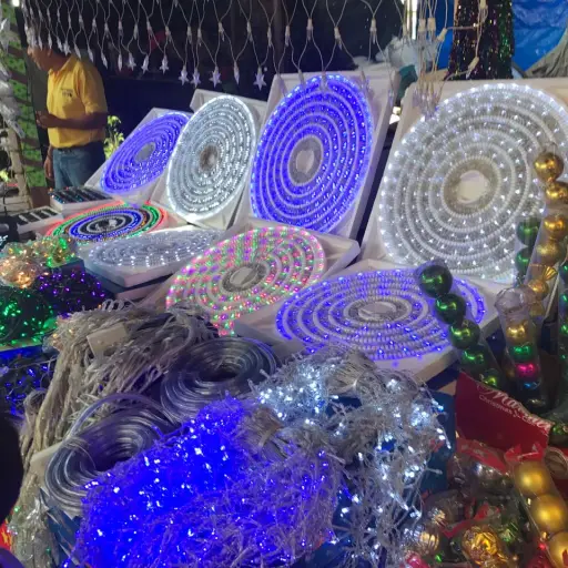 Venta de artículos navideños Emisoras Unidas EU Guatemala ,