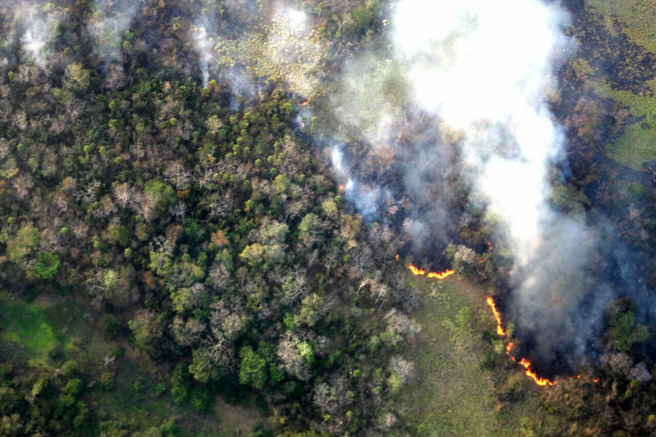 CONTINÚAN SIN CONTROL LOS INCENDIOS EN EL NORTE DE GUATEMALA | 