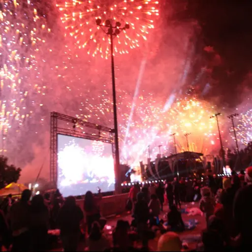 WhatsApp Image 2017-12-10 at 19.43.02 ,