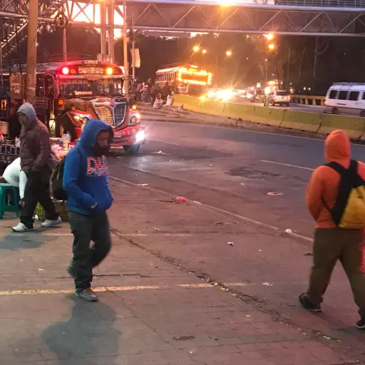 Guatemaltecos amanecen con intenso frío 