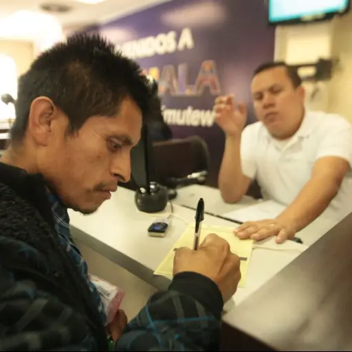 Deportados desde México Guatemala EU Emisoras Unidas ,