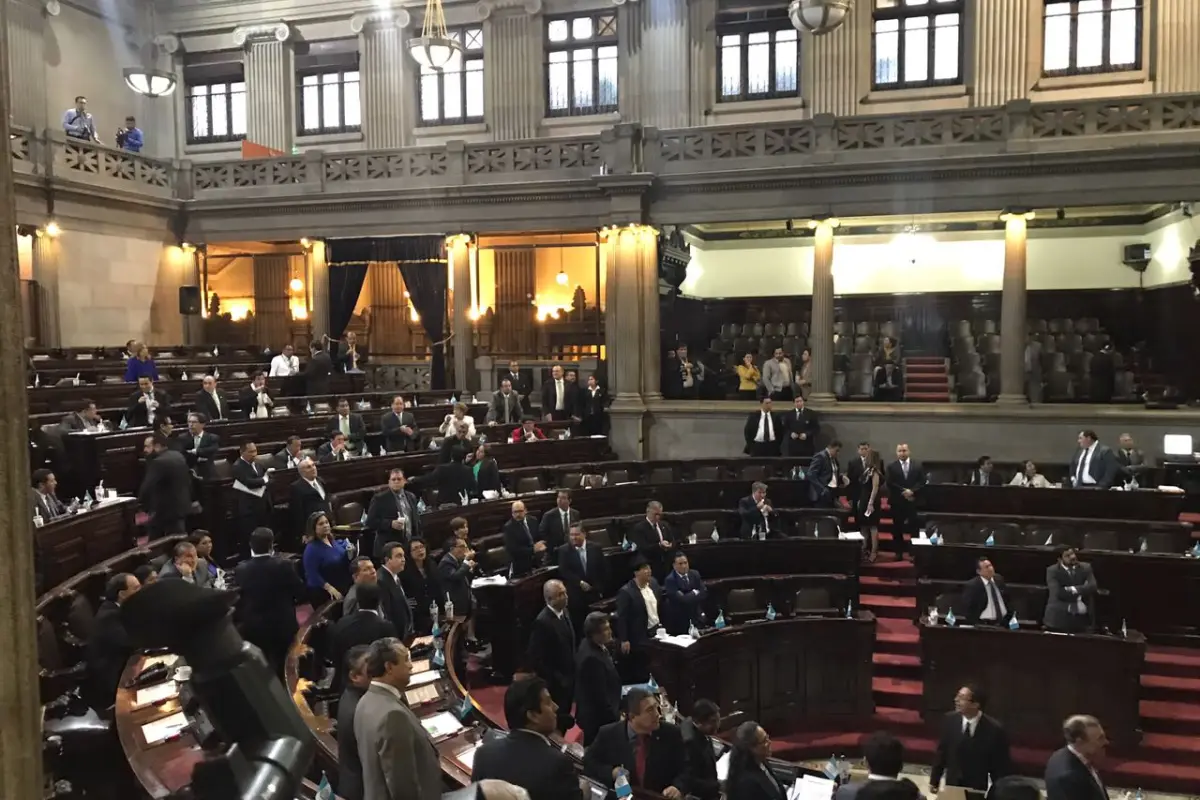 Diputados 3, 