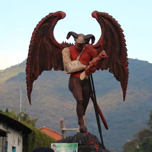 Quema del Diablo, Emisoras Unidas, EU, Guatemala, Antigua Guatemala ,