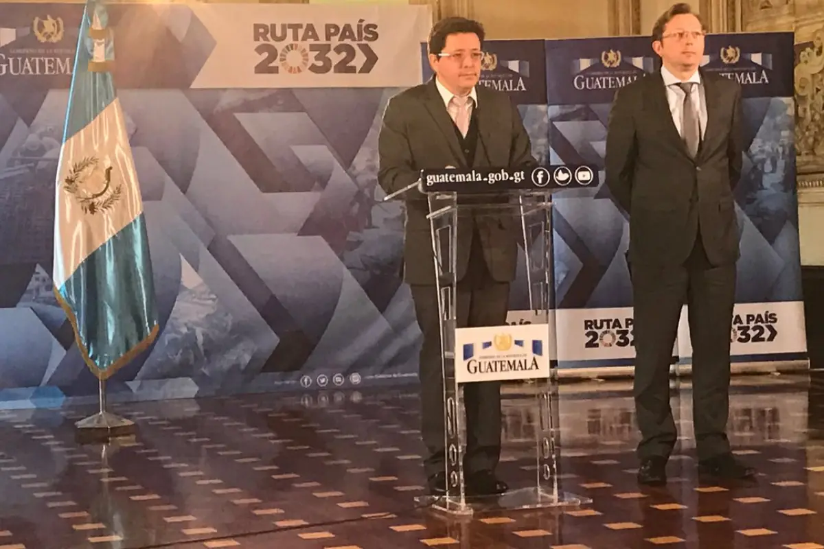 Julio Héctor Estrada, 