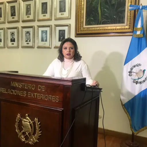 Ministra de Relaciones Exteriores EU Emisoras Unidas Guatemala ,
