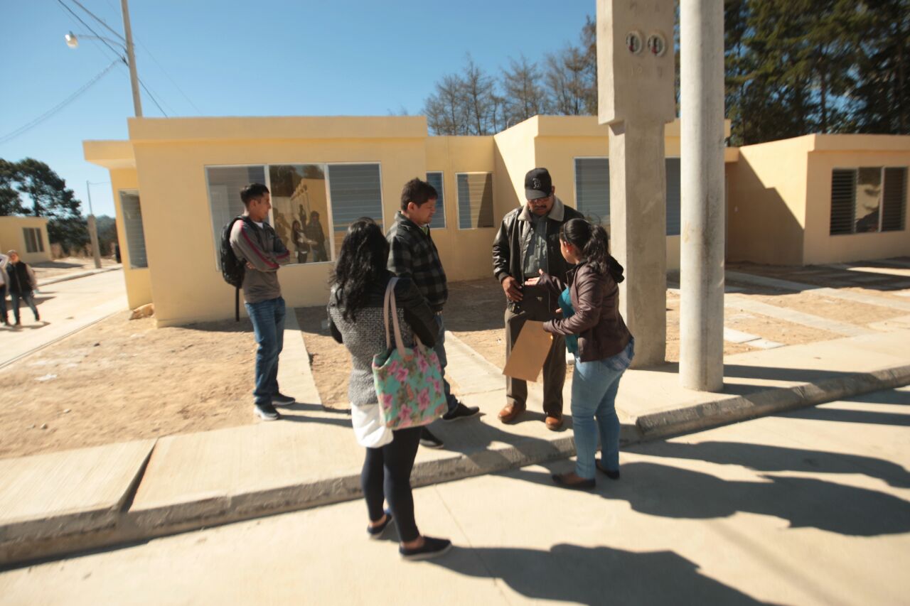 Entrega de casas de Mi Querida Familia 3 | 