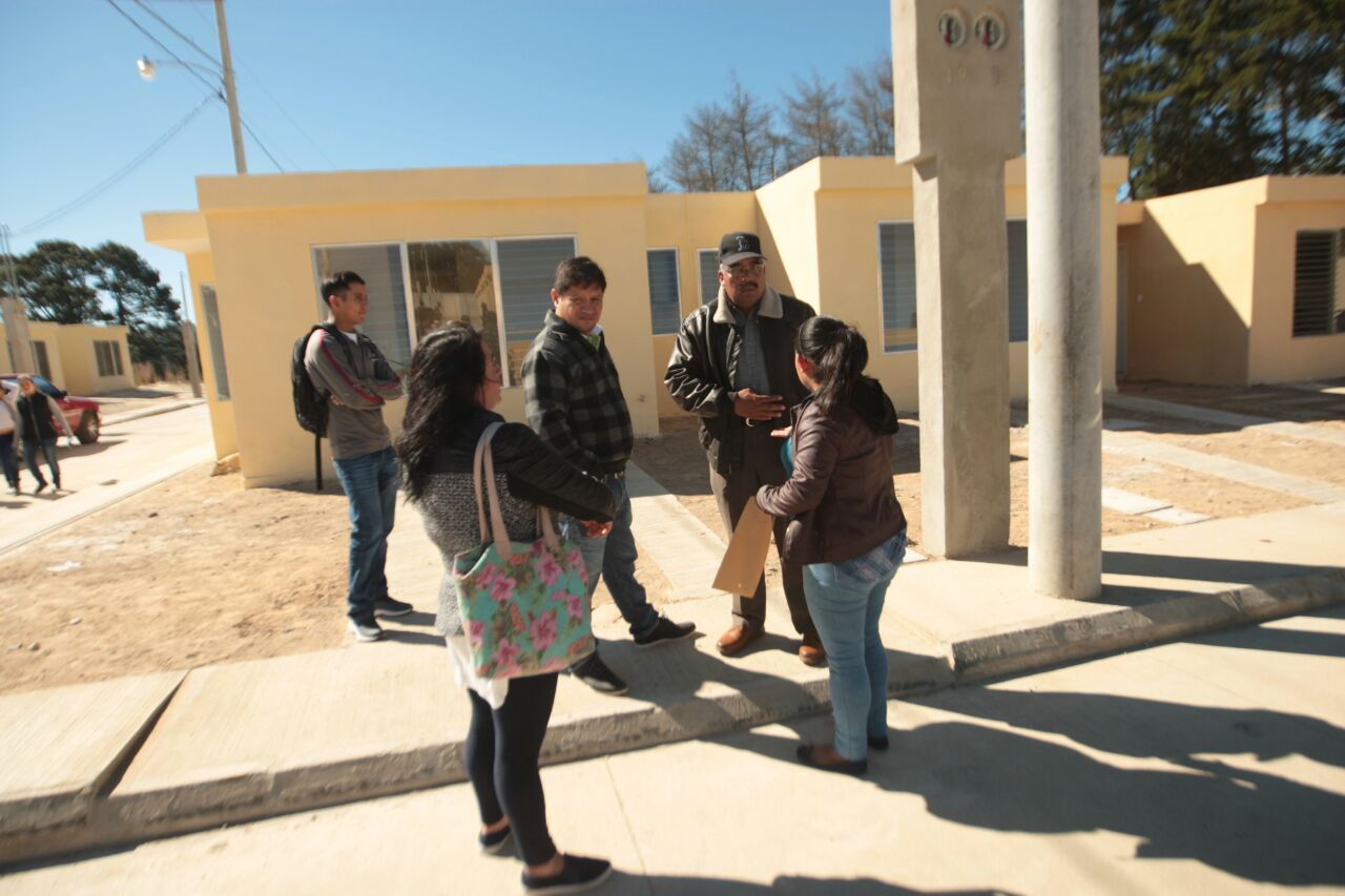 Entrega de casas de Mi Querida Familia 2 | 