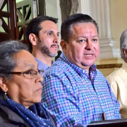 Frente Parlamentario por la Transparencia y la Democracia ,