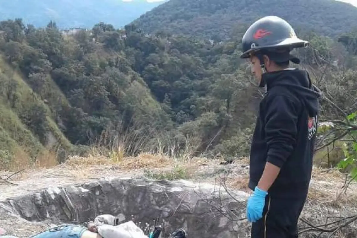 Mujer con señales de violencia