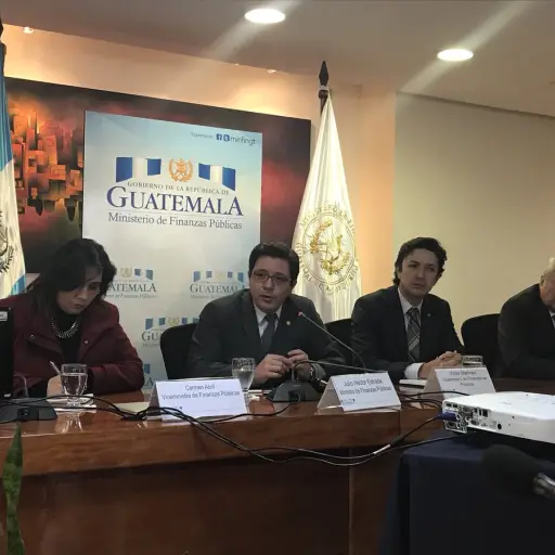 Julio Héctor Estrada ,