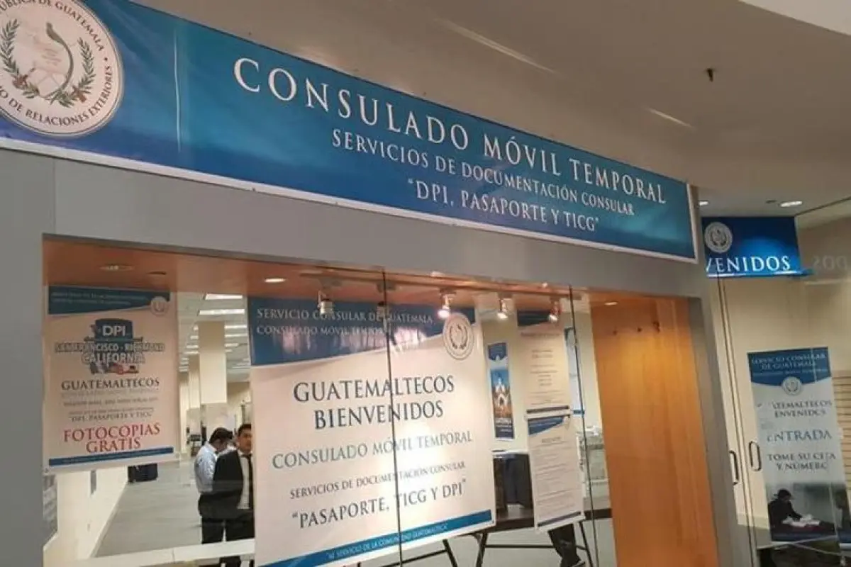 Consulado móvil EU Emisoras Unidas Guatemala, 