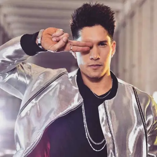 chyno-miranda-solista ,