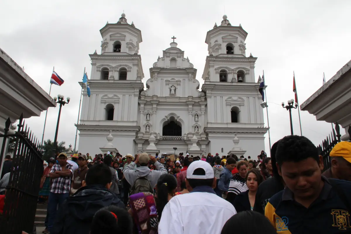 Mujer ebria Esquipulas vía pública, 