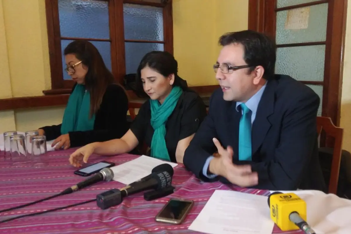 Jornada de vacunación EU Emisoras Unidas Guatemala, 