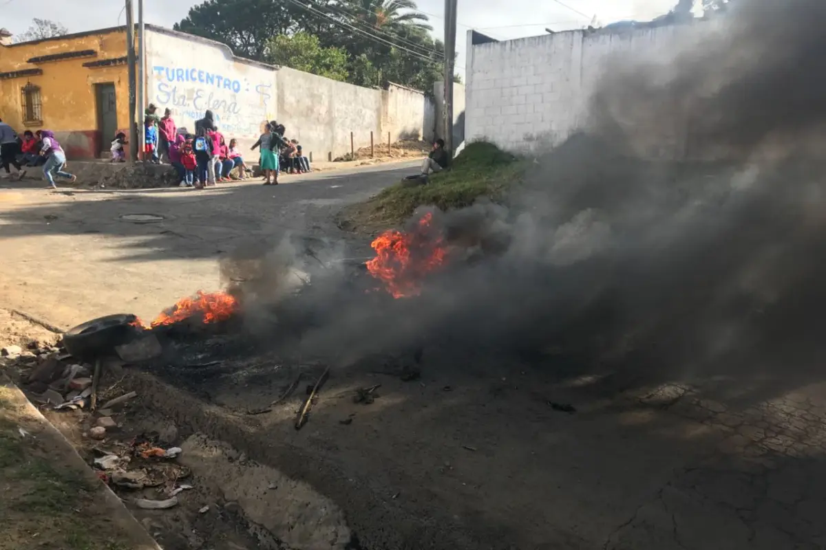 Santa Elena Barillas protesta por falta de agua, 