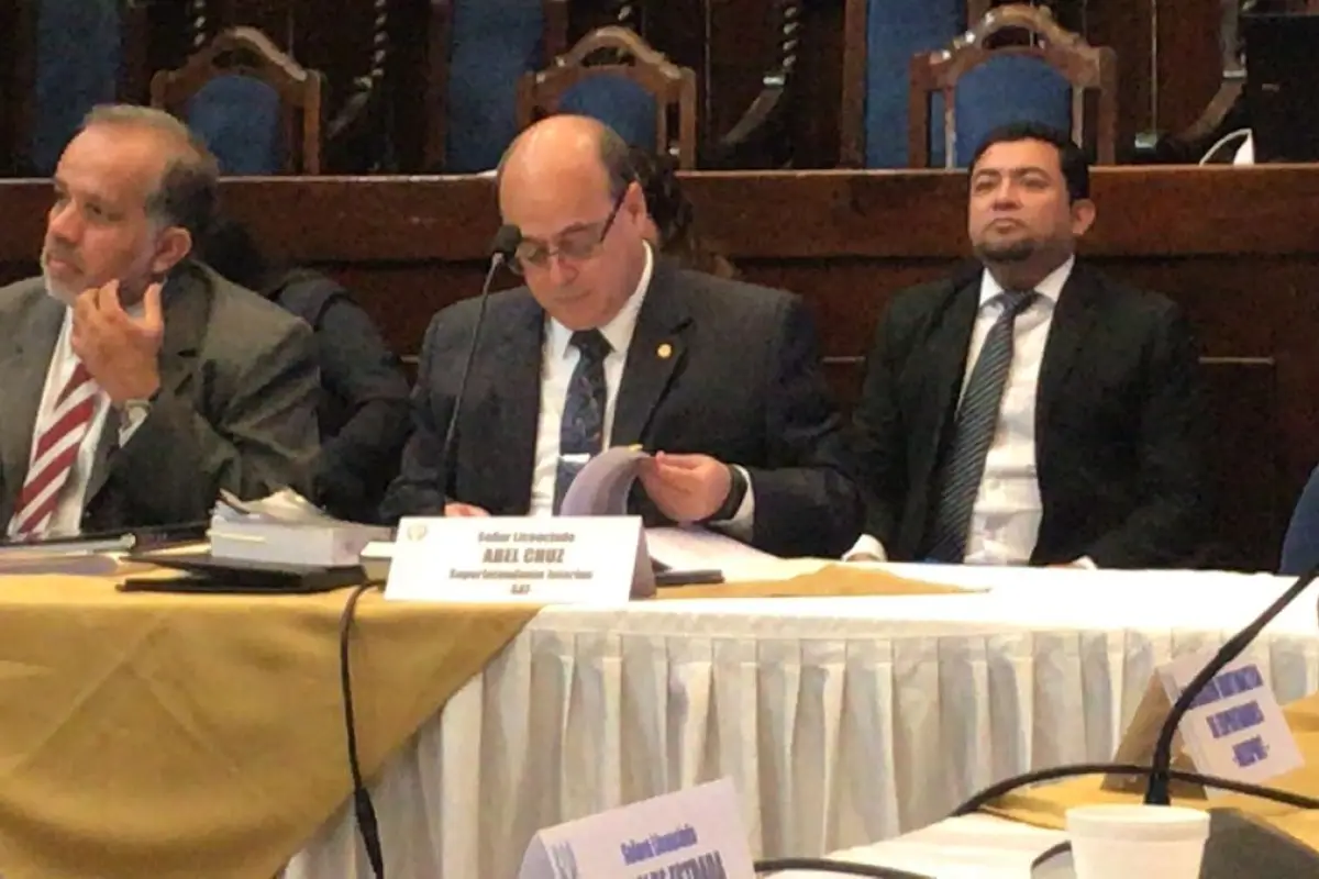 Superintendente interino Abel Cruz EU Emisoras Unidas Guatemala, 