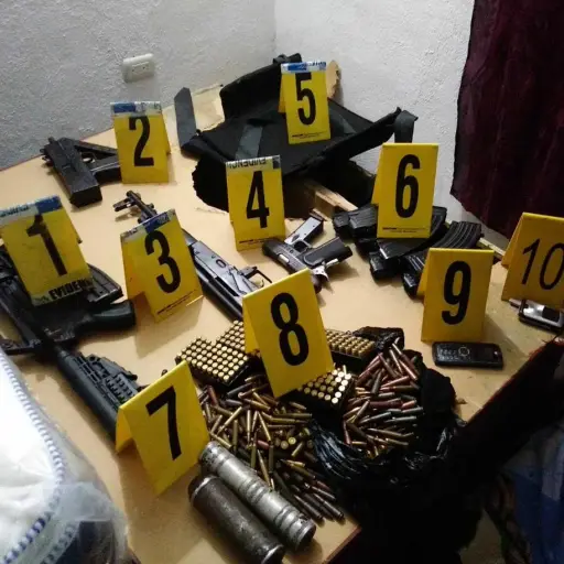 Capturas y decomiso de armas EU Emisoras Unidas Guatemala ,