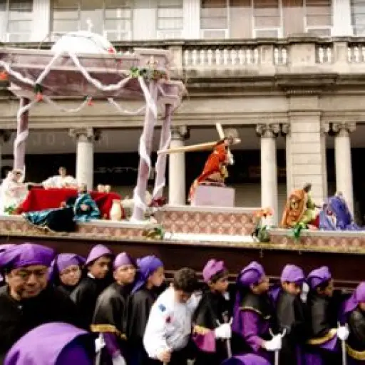 procesion infantil ,