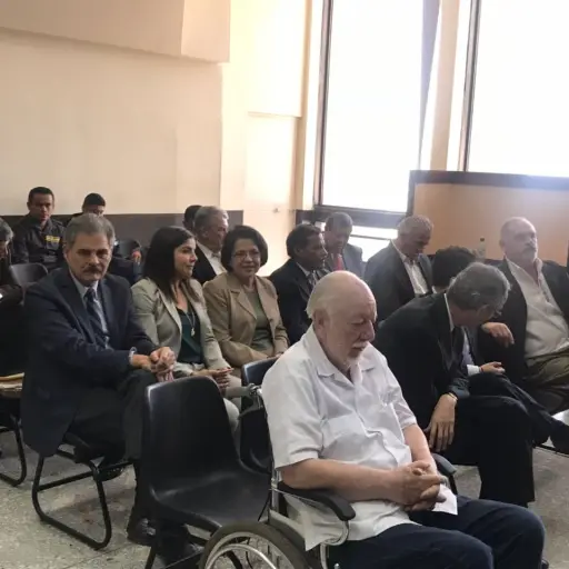 Exfuncionarios beneficiados caso Transurbano ,