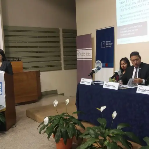 Estudio de ASIES Emisoras Unidas Guatemala EU ,