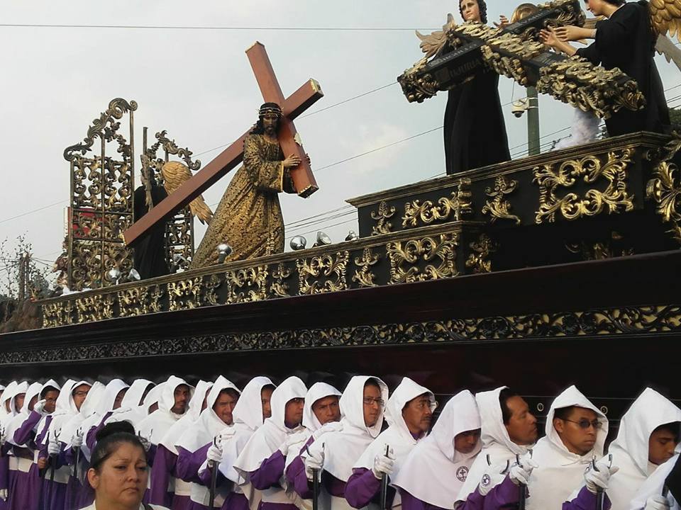 Jesús Nazareno Redentor del Mundo barrio El Gallito | 